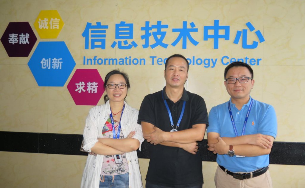 左起：温医二院信息中心徐苗桑副主任、李建宏主任、黄戈靖主任助理。